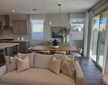 39912 Felicita Parkway - Photo Thumbnail 7