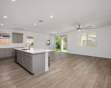78879 Fortuna Place - Photo Thumbnail 7