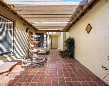 280 Tolosa Circle - Photo Thumbnail 4