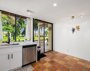 280 Tolosa Circle - Photo Thumbnail 15