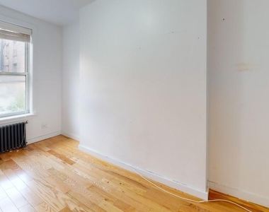 123 East 7th Street  - Photo Thumbnail 3