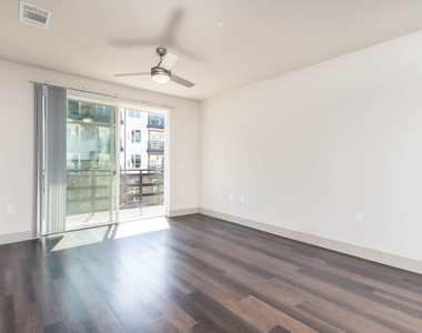 228 Athenia Drive - Photo Thumbnail 17