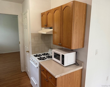 15 Donald Street - Photo Thumbnail 10