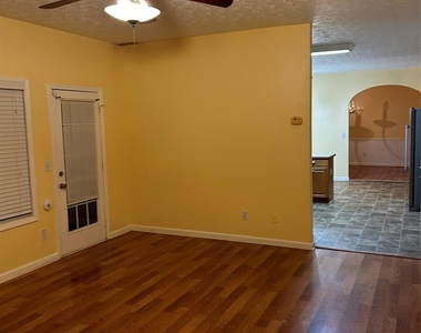 60 Parc Court - Photo Thumbnail 1