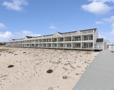 473 Dune Road - Photo Thumbnail 4
