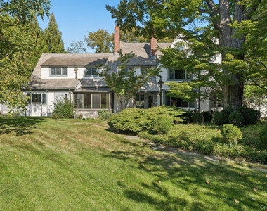 18 Heights Road - Photo Thumbnail 1