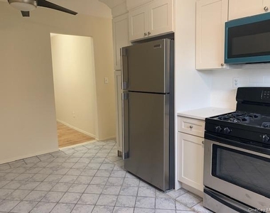 2 Vanata Court - Photo Thumbnail 8