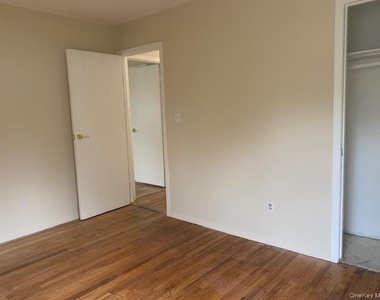 2 Vanata Court - Photo Thumbnail 13