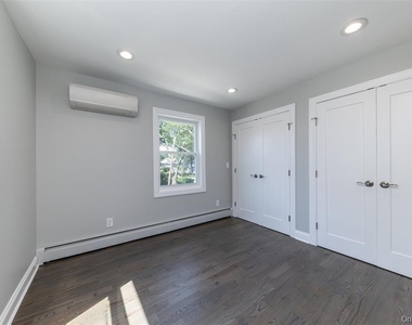 57 Earle Avenue - Photo Thumbnail 6