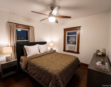 100 Westside Avenue - Photo Thumbnail 3