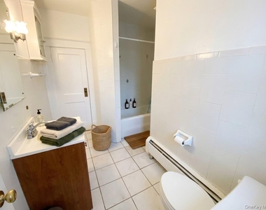 100 Westside Avenue - Photo Thumbnail 5