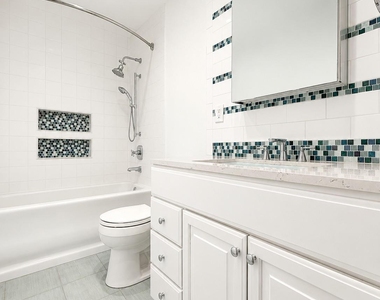 330 Central Park Avenue - Photo Thumbnail 14