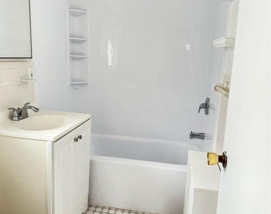 626 Stewart Avenue - Photo Thumbnail 6