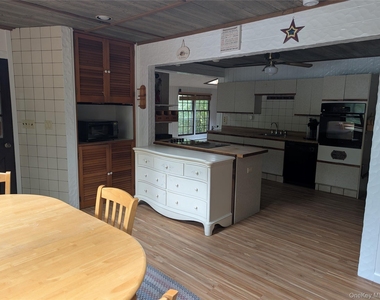 45 Sunken Meadow Road - Photo Thumbnail 6