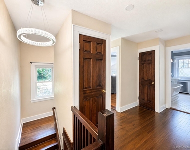 1 Edgehill Road - Photo Thumbnail 16