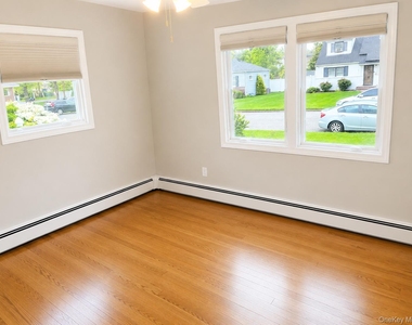 6 Sinclair Drive - Photo Thumbnail 9