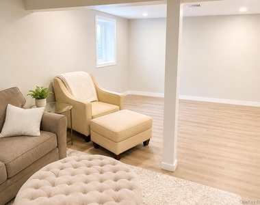 6 Sinclair Drive - Photo Thumbnail 15