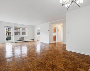 101 Gedney Street - Photo Thumbnail 3