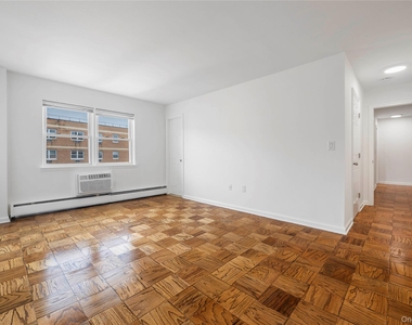 101 Gedney Street - Photo Thumbnail 5