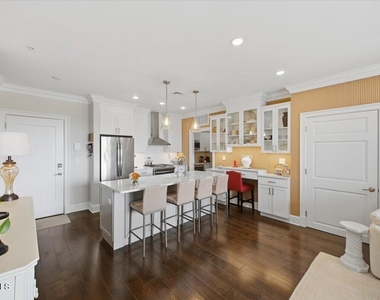 116 West Avenue - Photo Thumbnail 7