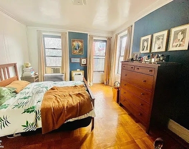 714 10th Avenue - Photo Thumbnail 4