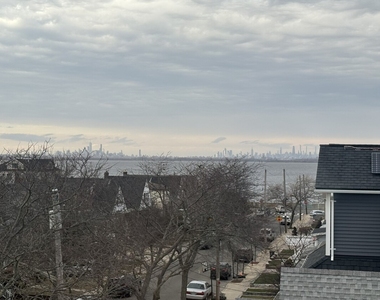 512 Beach 130th Street - Photo Thumbnail 13