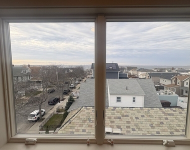 512 Beach 130th Street - Photo Thumbnail 8