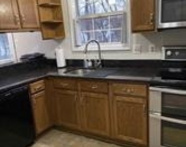 50 Dorothy Lane - Photo Thumbnail 9