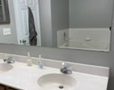 50 Dorothy Lane - Photo Thumbnail 16