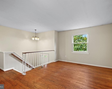 7 Bertram Boulevard - Photo Thumbnail 5