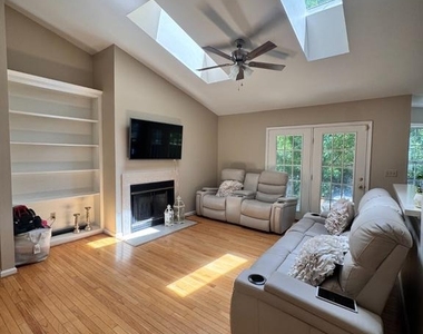 5420 Hazel Court - Photo Thumbnail 6