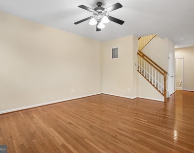 5601 Swift Creek Court - Photo Thumbnail 12
