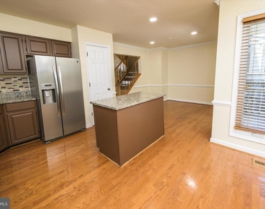 12863 Misty Lane - Photo Thumbnail 5