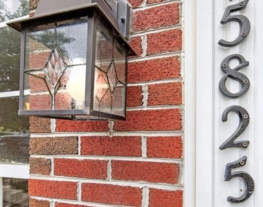 15825 John Diskin Circle - Photo Thumbnail 31