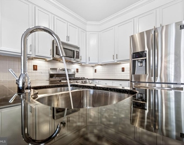 15825 John Diskin Circle - Photo Thumbnail 26