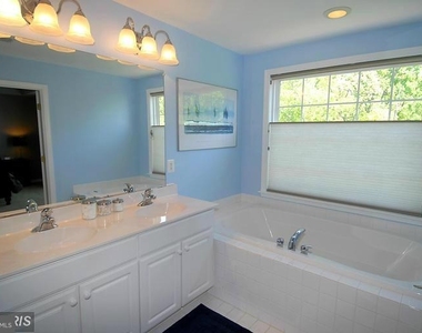 22706 Simonet Blanc Terrace - Photo Thumbnail 5