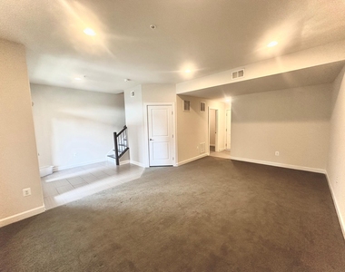 20674 Duxbury Terrace - Photo Thumbnail 3