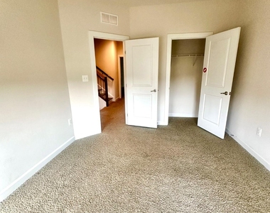 20674 Duxbury Terrace - Photo Thumbnail 12