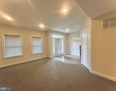 20674 Duxbury Terrace - Photo Thumbnail 2