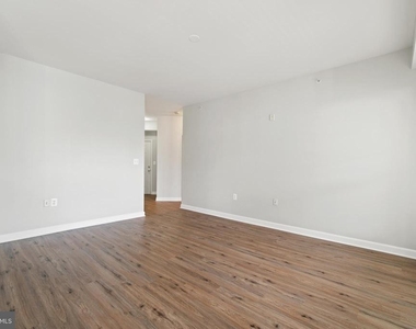 42496 Mayflower Terrace - Photo Thumbnail 3