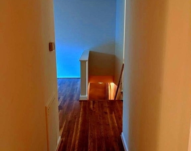 8702 Thunderbird Court - Photo Thumbnail 25
