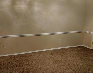 8702 Thunderbird Court - Photo Thumbnail 37