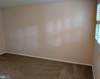 8702 Thunderbird Court - Photo Thumbnail 40
