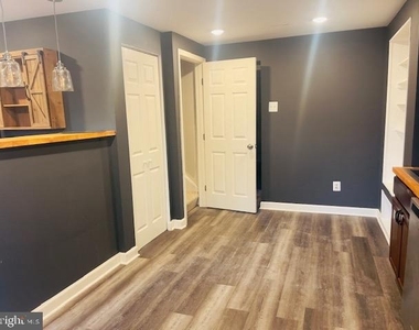 2200 White Cornus Lane - Photo Thumbnail 4