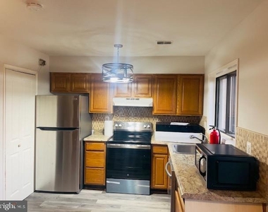 2200 White Cornus Lane - Photo Thumbnail 9