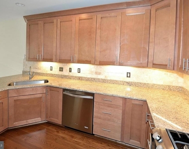 9425 Van Arsdale Drive - Photo Thumbnail 9