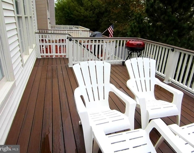 9425 Van Arsdale Drive - Photo Thumbnail 20