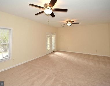 9425 Van Arsdale Drive - Photo Thumbnail 18