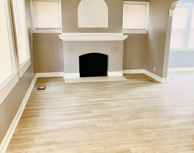 5791 Somerset Avenue - Photo Thumbnail 1