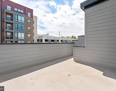 1876 Michael Faraday Drive - Photo Thumbnail 45
